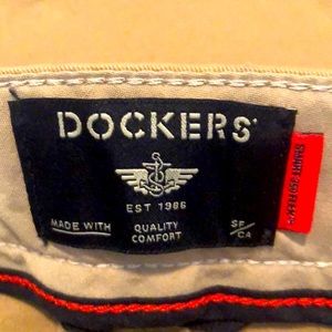 New Dockers, no tags, complete with belt